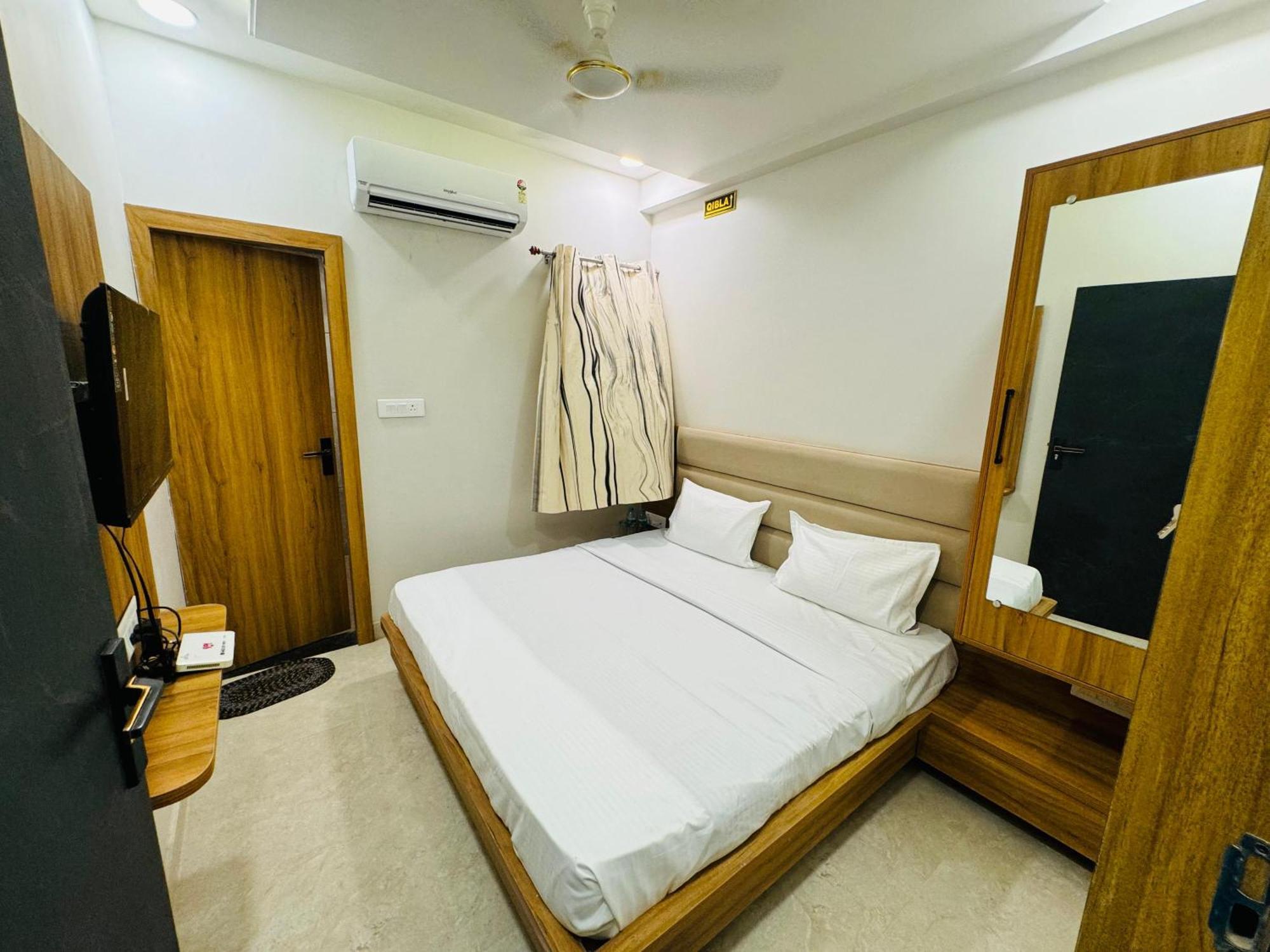 Hotel Najaf Palace Аджмер Экстерьер фото
